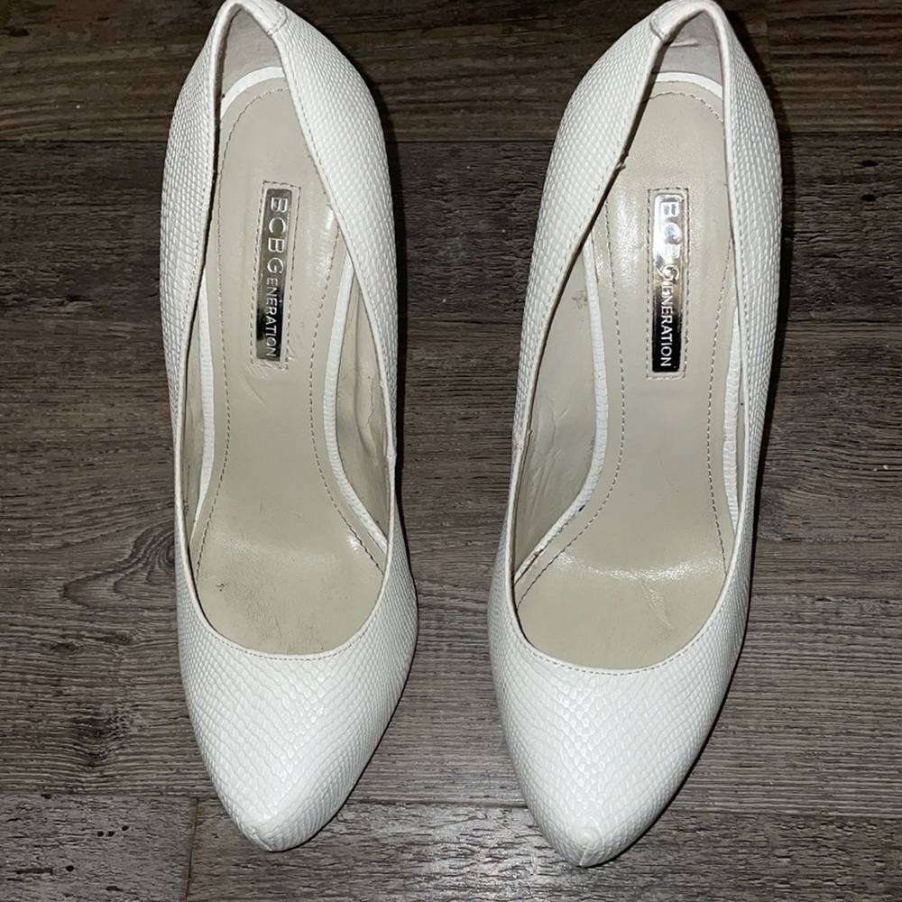 White stiletto heals